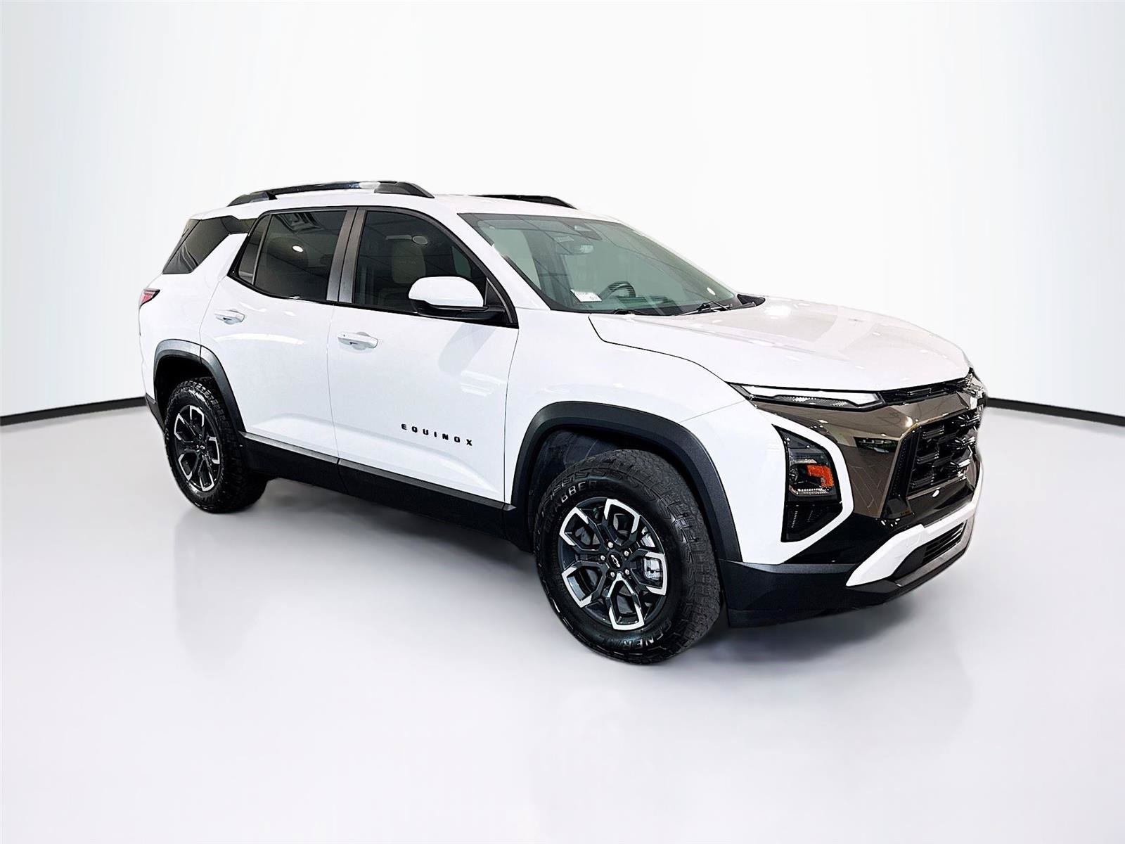 Used 2026 Chevrolet Equinox ACTIV FWD image 33
