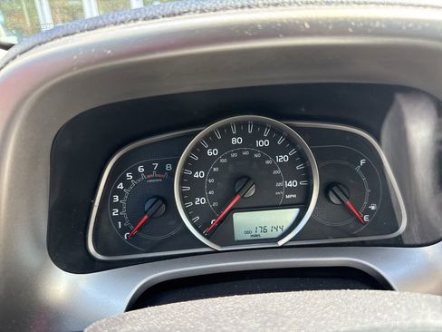 Used 2015 Toyota RAV4 XLE FWD image 22