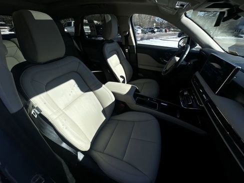 New 2026 Lincoln Corsair Premiere image 27