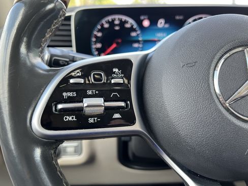 Used 2020 Mercedes-Benz GLE 350 4MATIC image 18