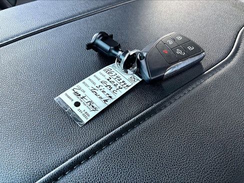 Used 2024 GMC Sierra 1500 Elevation w/ Elevation Premium Package image 15