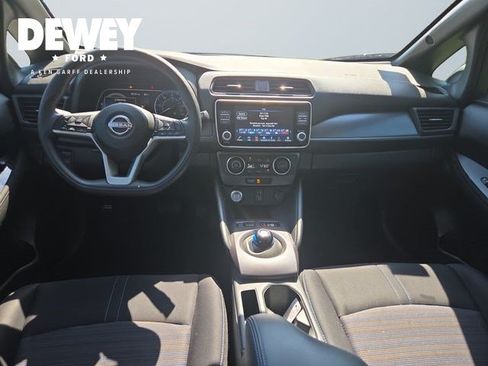 Used 2024 Nissan Leaf S FWD image 11