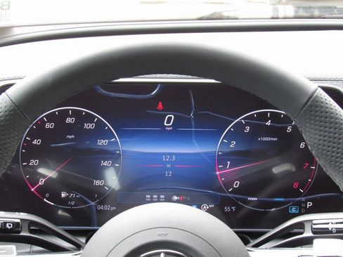 New 2025 Mercedes-Benz GLC 300 4MATIC image 25