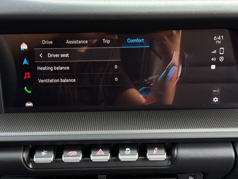 Used 2025 Porsche 911 Carrera 4 GTS w/ Premium Package image 28