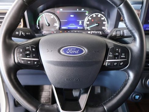 Used 2024 Ford Maverick Lariat image 3
