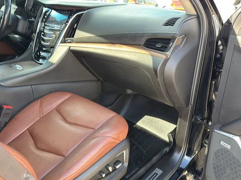 Used 2016 Cadillac Escalade Premium AWD/4WD image 72