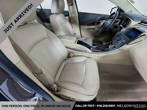 Used 2011 Buick LaCrosse CXL w/ Luxury Package AWD/4WD image 27