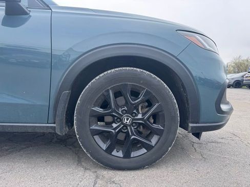 Used 2024 Honda HR-V Sport image 11