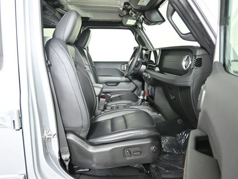Used 2024 Jeep Wrangler Unlimited Sahara w/ Safety Group AWD/4WD image 13