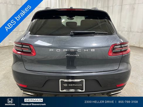Used 2018 Porsche Macan image 8