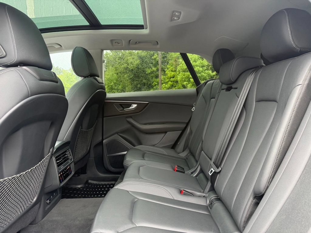 Used 2023 Audi Q8 Premium Plus w/ Premium Plus Package AWD/4WD image 19