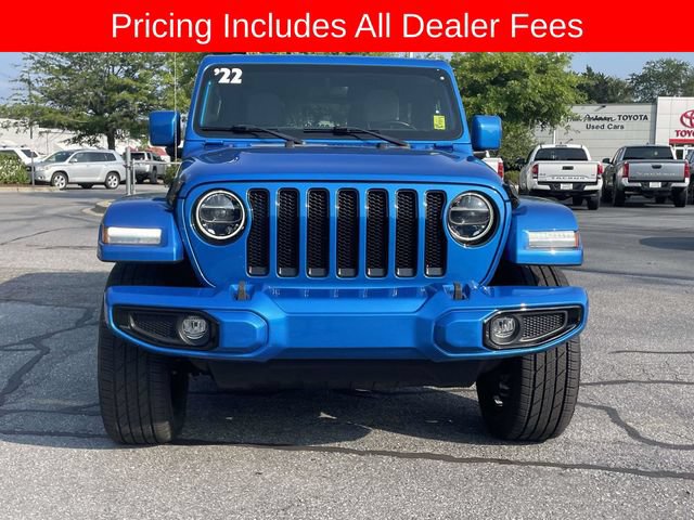 Used 2022 Jeep Wrangler Unlimited Sahara AWD/4WD image 8