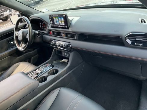 Used 2024 Honda Pilot TrailSport image 23