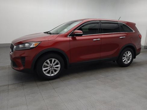 Used 2020 Kia Sorento LX FWD image 2