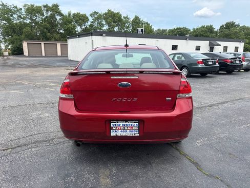 Used 2011 Ford Focus SE w/ 201A Rapid Spec Order Code FWD image 4