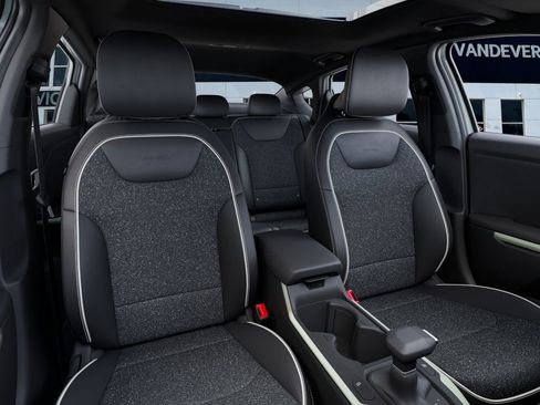 New 2025 Kia K4 GT-Line w/ GT-Line Sunroof Package image 15