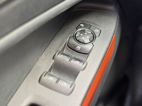 Used 2018 Ford EcoSport SES AWD/4WD image 16