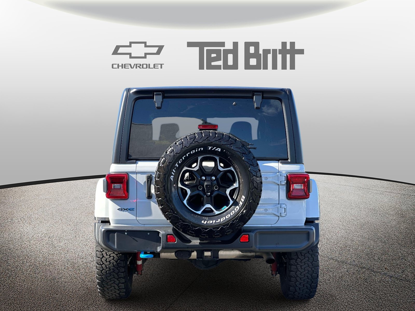 Used 2023 Jeep Wrangler Unlimited Rubicon 4xe AWD/4WD image 5