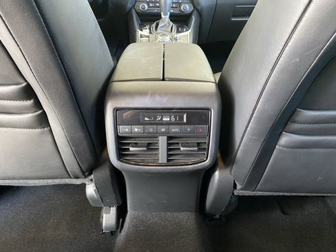 Used 2019 MAZDA CX-9 Touring AWD/4WD image 35