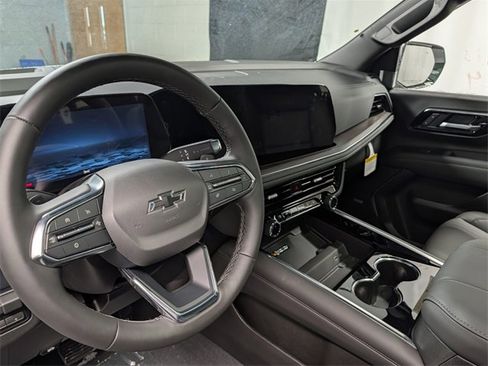 New 2026 Chevrolet Suburban Z71 image 20