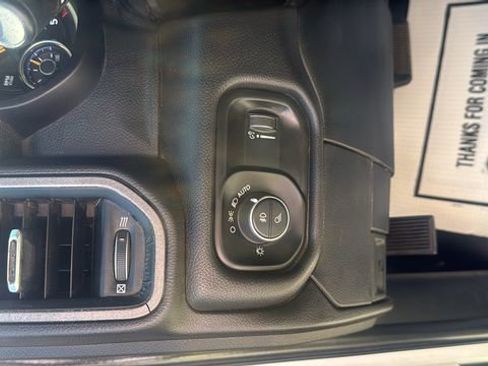Used 2022 RAM 2500 Tradesman AWD/4WD image 17
