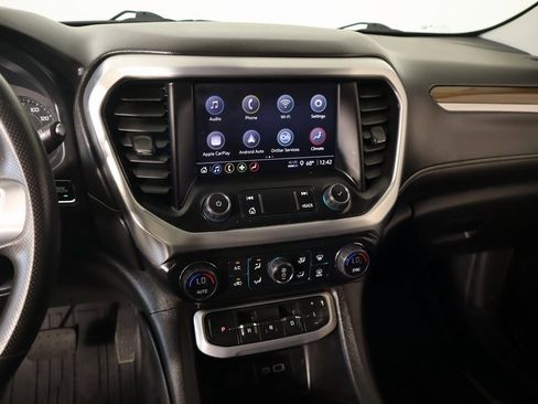 Used 2023 GMC Acadia SLE w/ Driver Convenience Package image 5