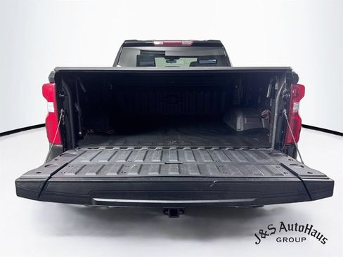 Used 2021 Chevrolet Silverado 1500 Custom Trail Boss AWD/4WD image 31