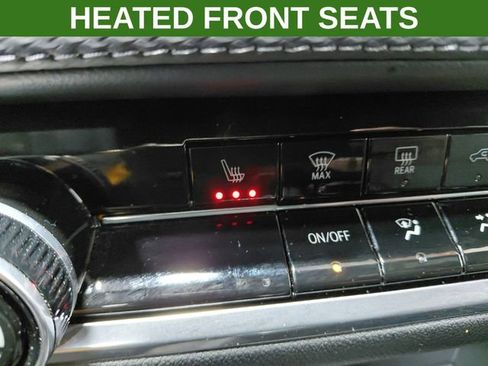 Used 2026 Chevrolet Equinox LT AWD/4WD image 4