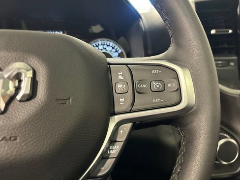 Used 2025 RAM 1500 Big Horn AWD/4WD image 21