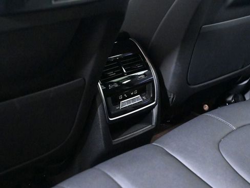 Used 2022 BMW X5 xDrive40i w/ Premium Package AWD/4WD image 18