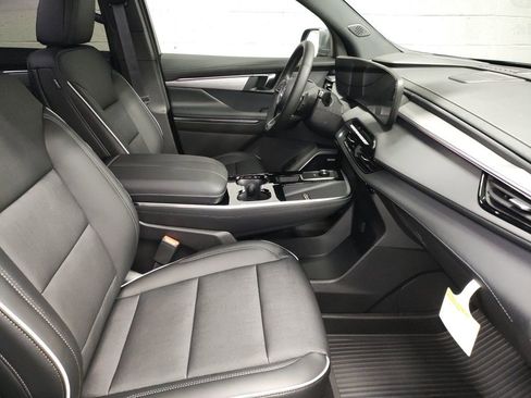 New 2026 Buick Enclave Preferred w/ Power Package image 7