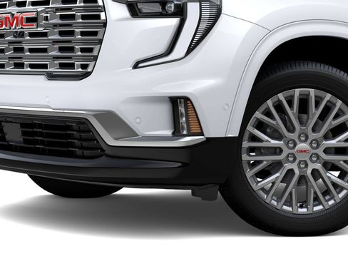 New 2026 GMC Acadia Denali w/ Super Cruise Package FWD image 5