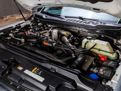 Used 2024 Ford F250 Limited w/ FX4 Off-Road Package image 39