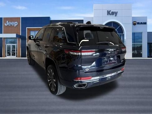 Used 2023 Jeep Grand Cherokee Overland w/ Adv Protech Group III AWD/4WD image 3