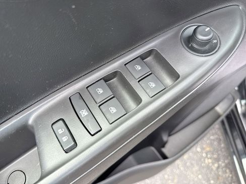 Used 2021 Chevrolet Spark LT w/ Spark Special Edition FWD image 13