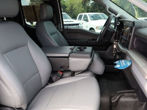 Used 2024 Ford F250 XL RWD image 32
