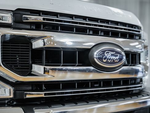 Used 2020 Ford F250 XL w/ STX Appearance Package image 7