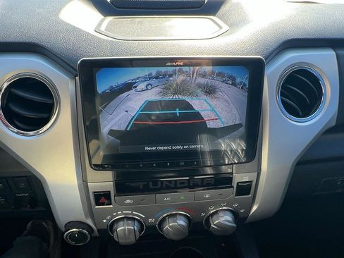 Used 2018 Toyota Tundra SR5 image 25