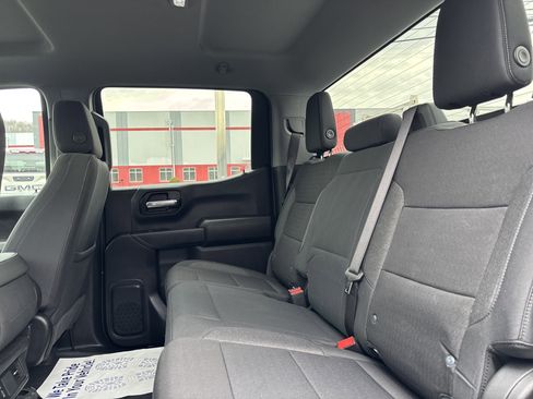 Used 2024 Chevrolet Silverado 1500 Custom Trail Boss w/ LPO, Dark Essentials Package image 15