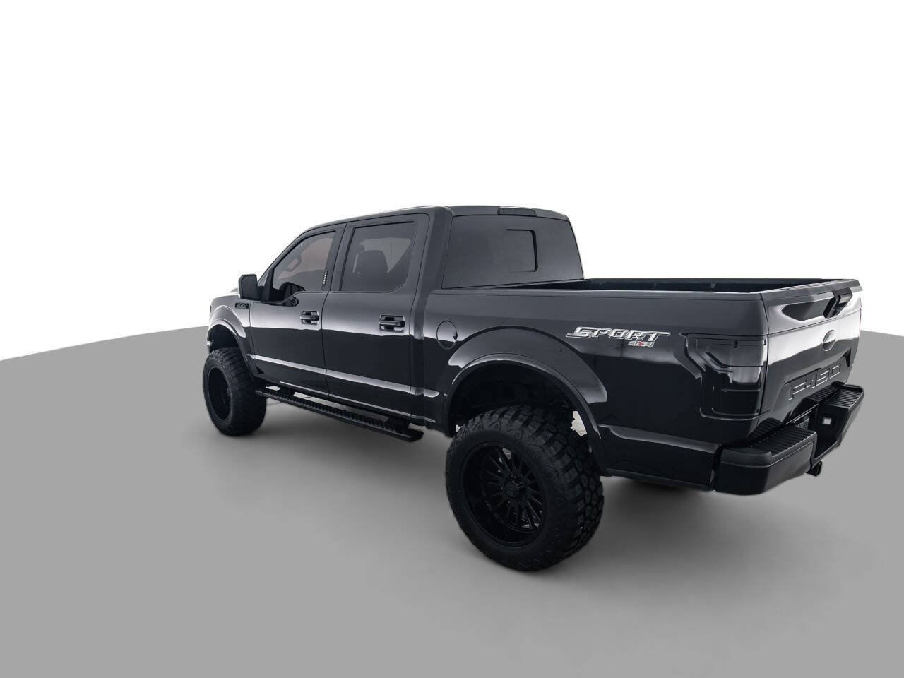 Used 2019 Ford F150 XLT w/ Equipment Group 302A Luxury AWD/4WD image 7