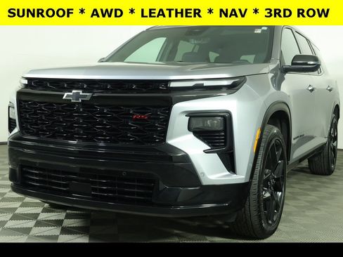 Used 2024 Chevrolet Traverse RS w/ LPO, Floor Liner Package image 1
