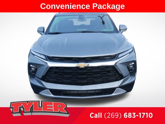 New 2026 Chevrolet Blazer LT w/ Convenience Package AWD/4WD image 2