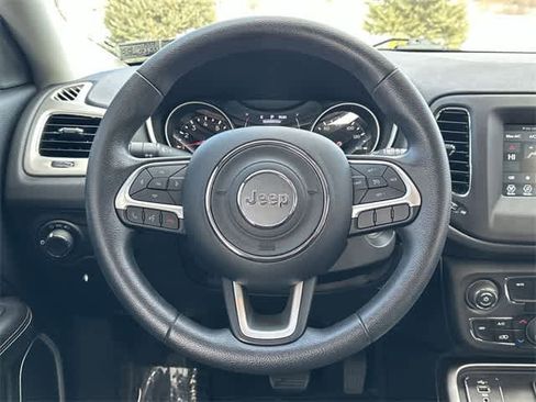 Used 2019 Jeep Compass Sport image 7