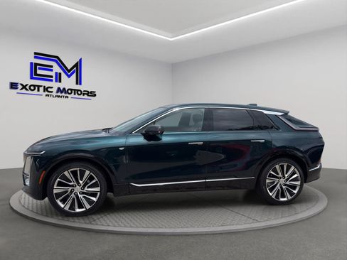 Used 2024 Cadillac Lyriq Luxury w/ Nappa Leather Package AWD/4WD image 2