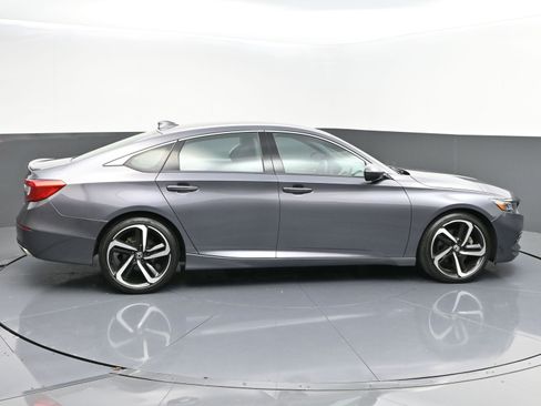 Used 2019 Honda Accord Sport image 8