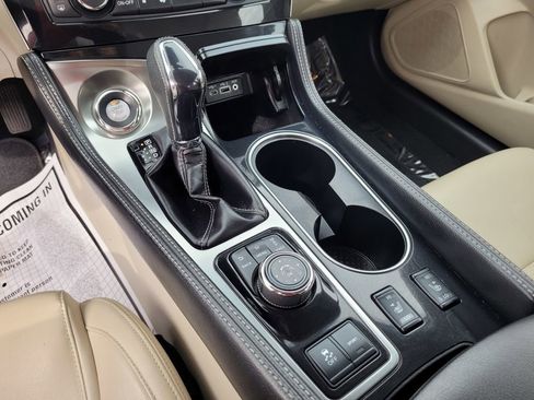 Used 2023 Nissan Maxima SV w/ Floor Mat Group image 20