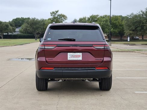 New 2025 Jeep Grand Cherokee Limited w/ Black Appearance Package image 5