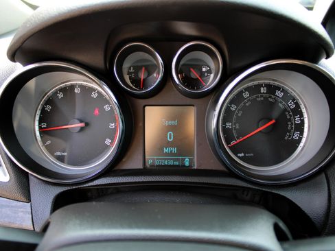 Used 2016 Buick Encore FWD image 23