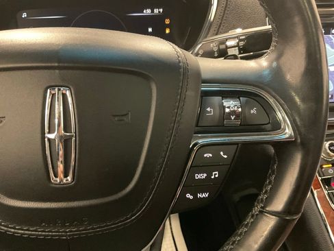 Used 2017 Lincoln Continental Reserve w/ Luxury Package AWD/4WD image 22