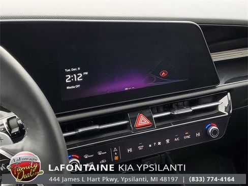 Certified 2023 Kia Niro SX Touring image 21